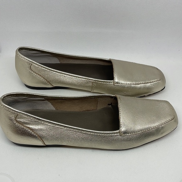 Array Freedom Leather Loafers - metallic gold - size 8N - Picture 4 of 9